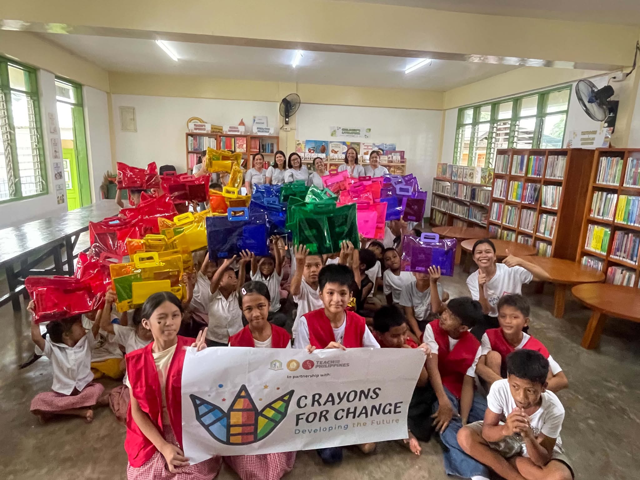 Project HINGYAP school supply distribution at Guinciaman Elementary School, photo 1.
